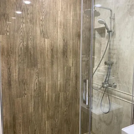 Luxury تريسكافيتس